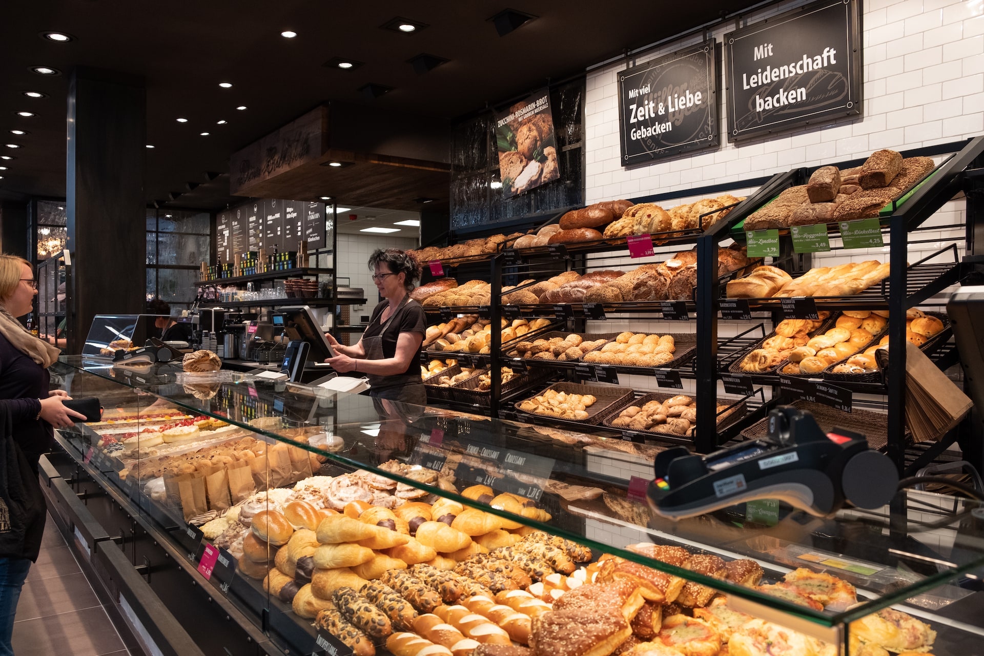 Frühstück in Bäckerei Müller & Egerer in unique by ATLANTIC Hotels Bremen