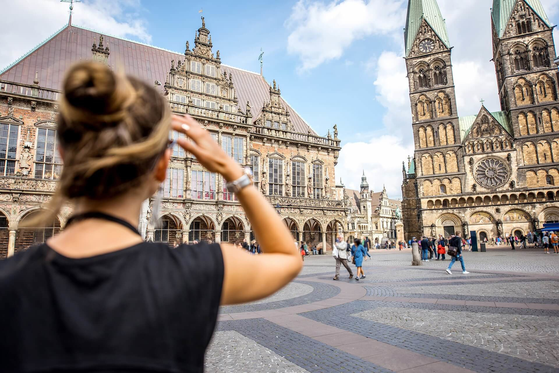 Sightseeing in Bremen mit Blick auf das Bremer Rathaus | unique by ATLANTIC Hotels Bremen