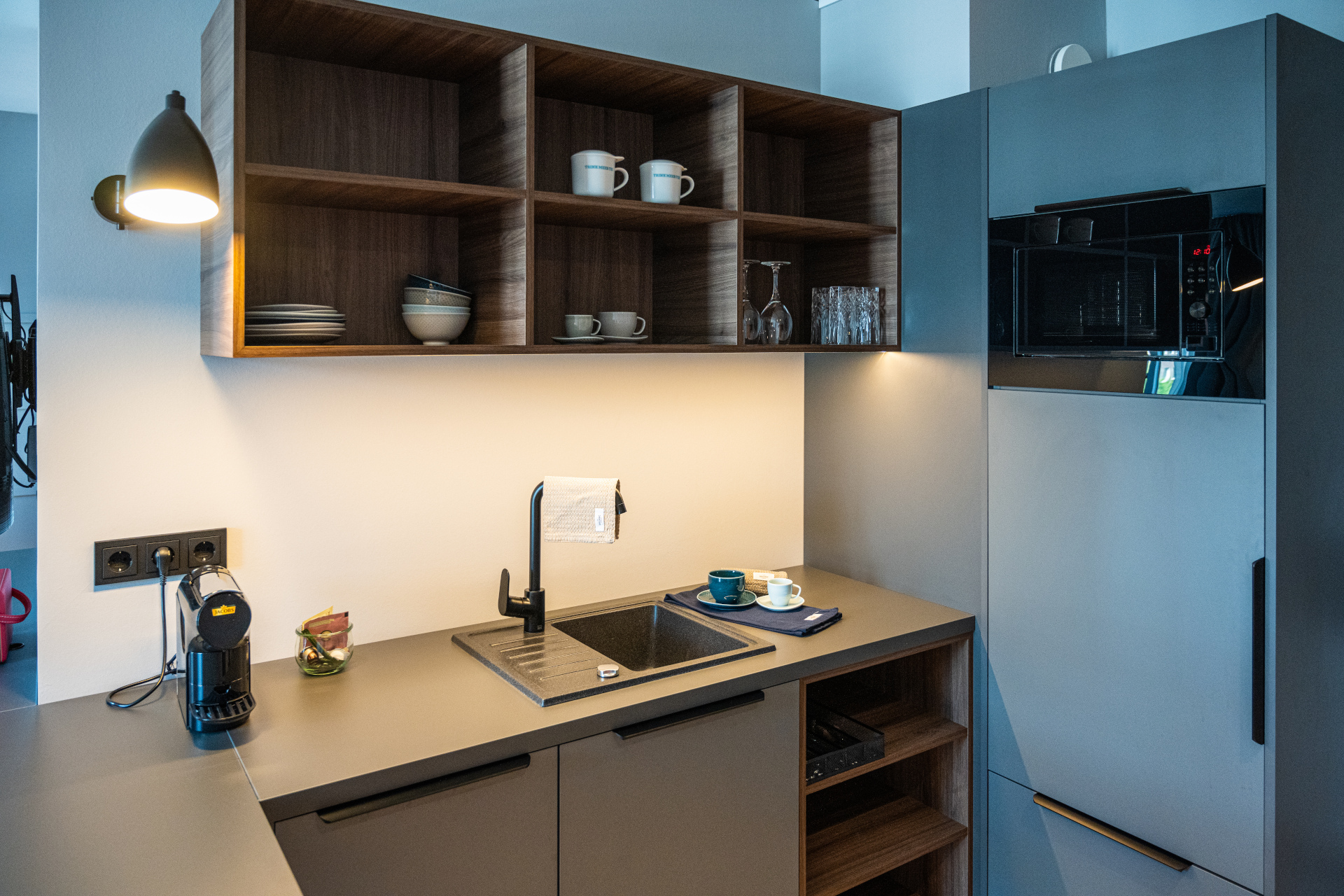 Zimmer Studio mit Küche | unique by ATLANTIC Hotels Kiel